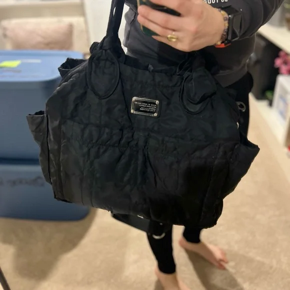 Pretty Nylon Eliz-a-Baby Diaper Bag - Picture 3 of 12